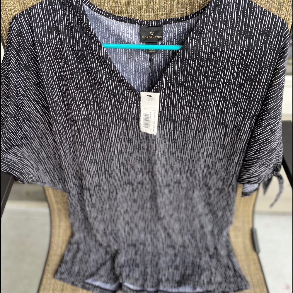Cute blouse